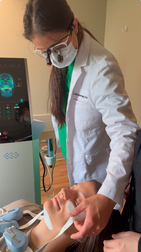 Close-up of an EMFACE® treatment in progress